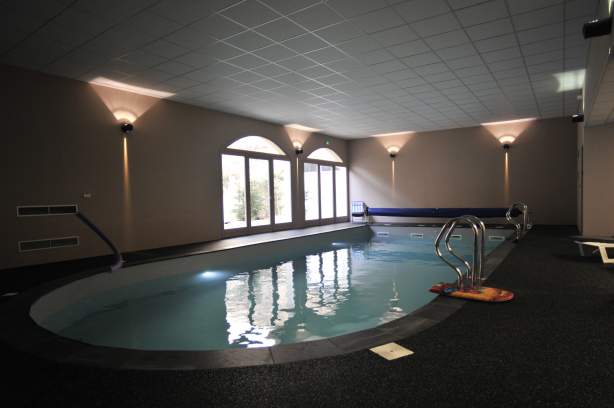 Hotel avec piscine dans les Cévennes - Chateau D'Ayres